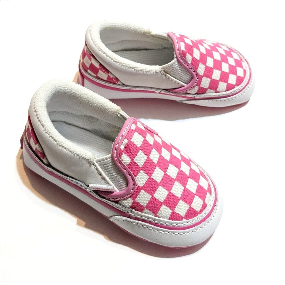 VANS Baby/infant shoes, classic slip-on pink and white checkerboard walkers